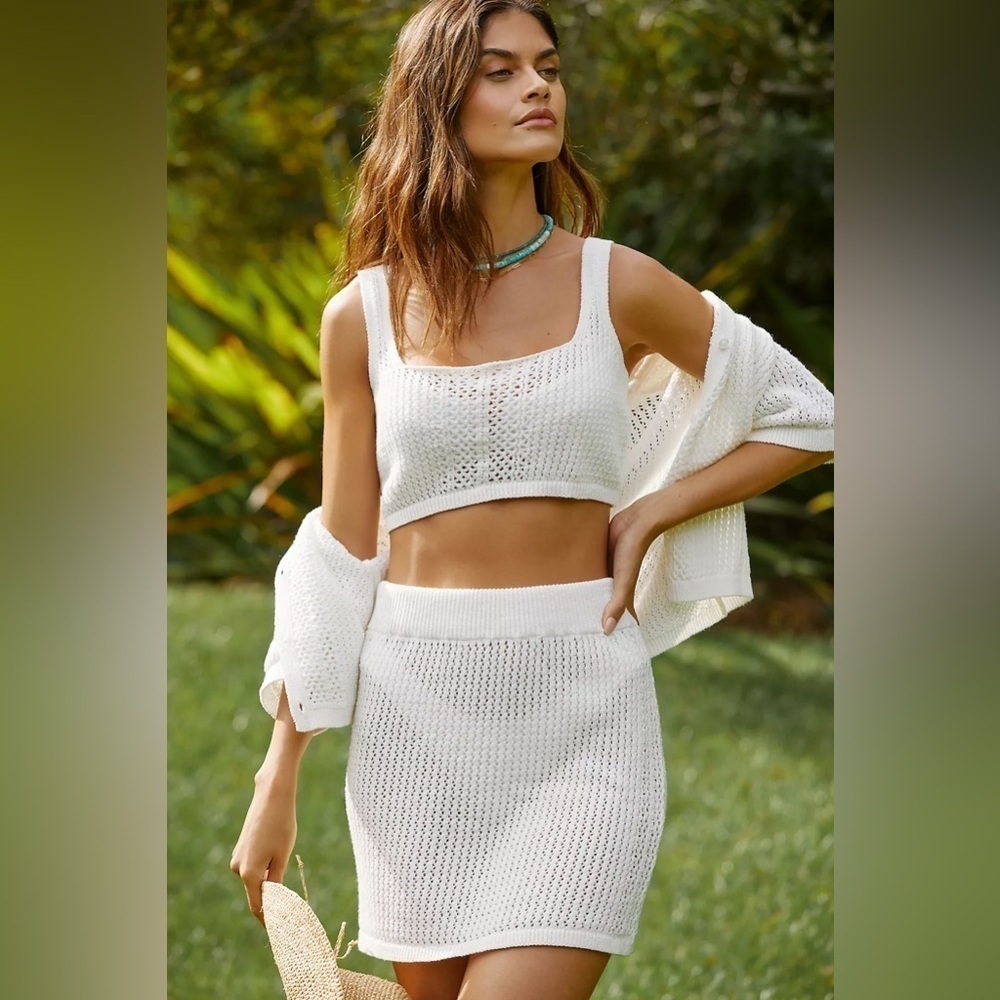 NWT Size M - By Anthropologie Beach Crochet Cropped Sweater Tank (100% Cotton)